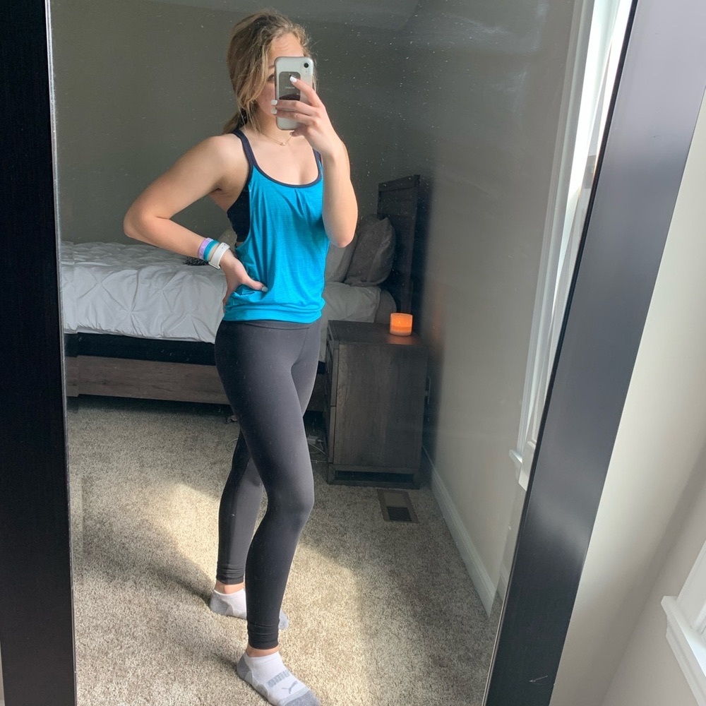 Athleta tank top with built in sports bra